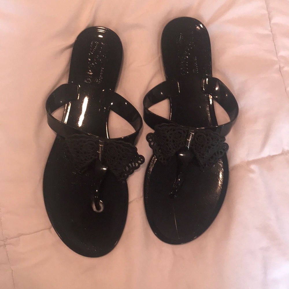 Flip flops